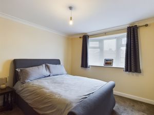 Bedroom- click for photo gallery